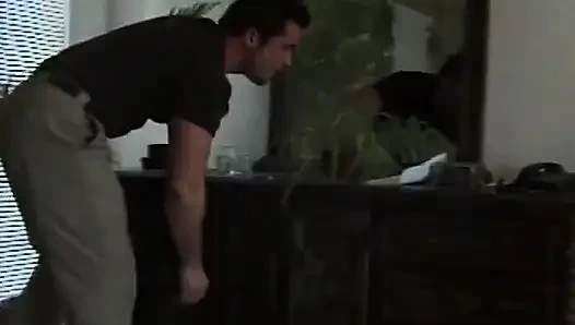 Sızdıran dölleme amcık yakın çekim ve ıslak sakso salyası