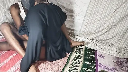 Deshi vabi sex-romantik im freien ihres ehemanns