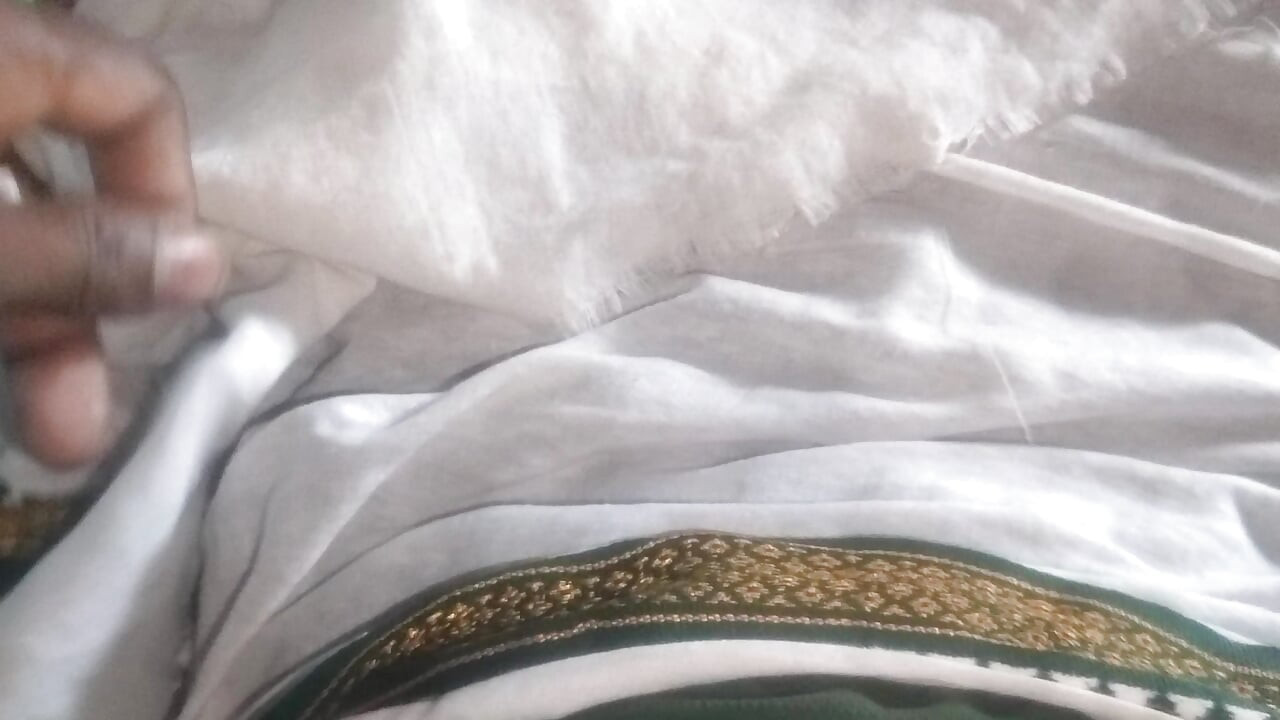 Budak kampung handjob pandang besar buatan sendiri