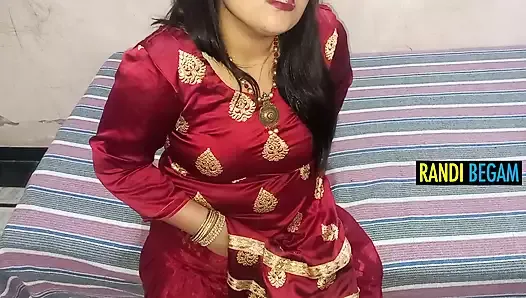 POV stepsis uwiedziona przez jej stepbro i jebanie z nią oboje są sami w domu odgrywać rolę randi begam w hindi