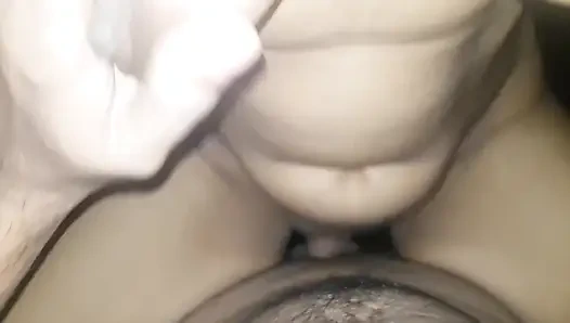 Hintli köylü kız tıraşlı amcık yakın çekim sikiş dölleme