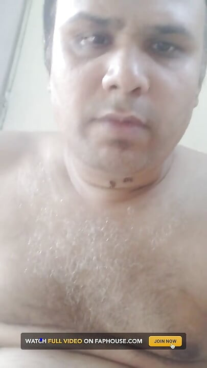 Solo Nude Guy Fucks You in Open Nature Free for More Pleasure