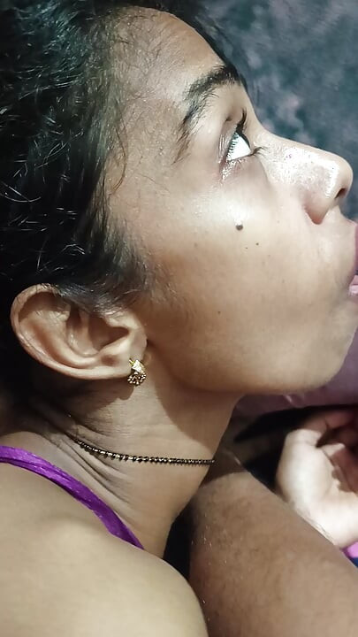 Desi bhabhi ki chudai uske ghar me hi sasur ji ne chod diya