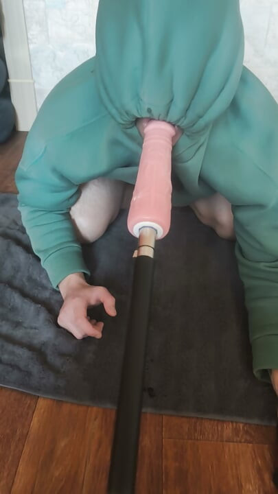 Sex Machine Pounding My Anal
