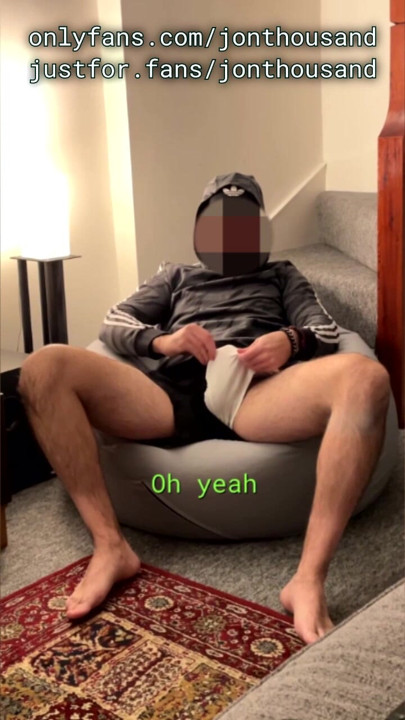 Best mates wank in front of each other