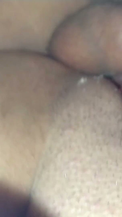 nahuli ang asawa habang kinakantot ang kaibigan ng cuckold at sumali pa siya para mag-creampie | Clip 1
