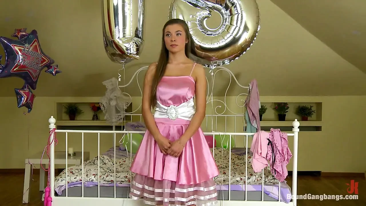 Happy 18th Birthday Roxy Bell!!!