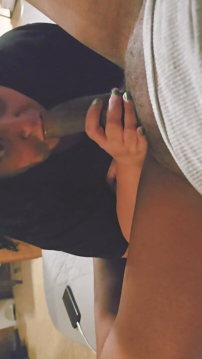 잇몸이 제대로 연결되면 Aint이 모터 입 창녀를 멈추지 않습니다.