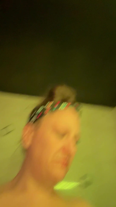 What da fuk Kat lady doin