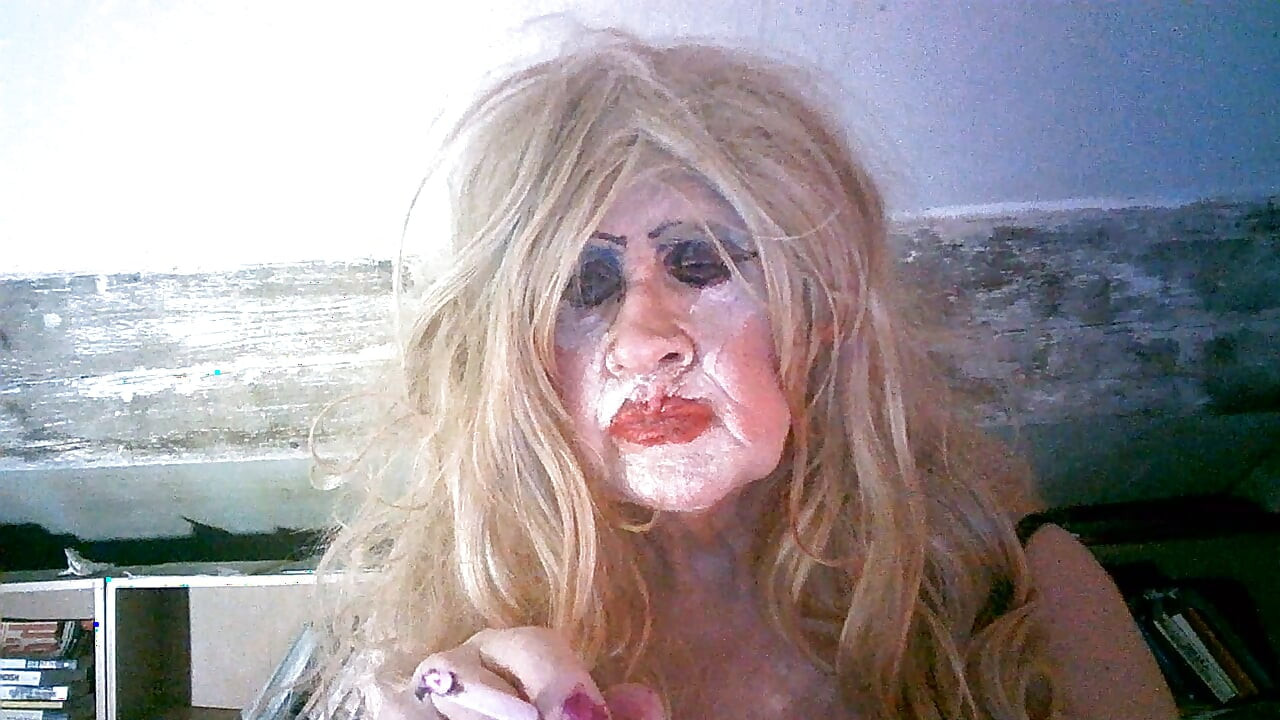Old fuckpig cumslut  slag Sarah smoking like  the trashy whore she is
