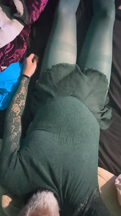 Green Figure Skating Masturbation