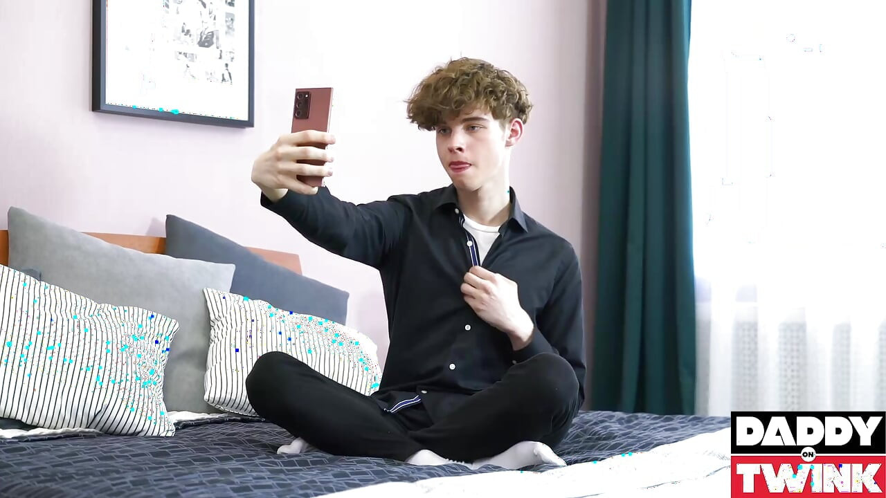 Daddyontwink sevimli twink nick moon dmitry osten tarafından sikiliyor