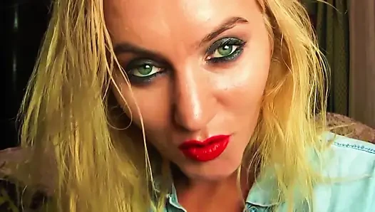 Мачеха становится суккубом