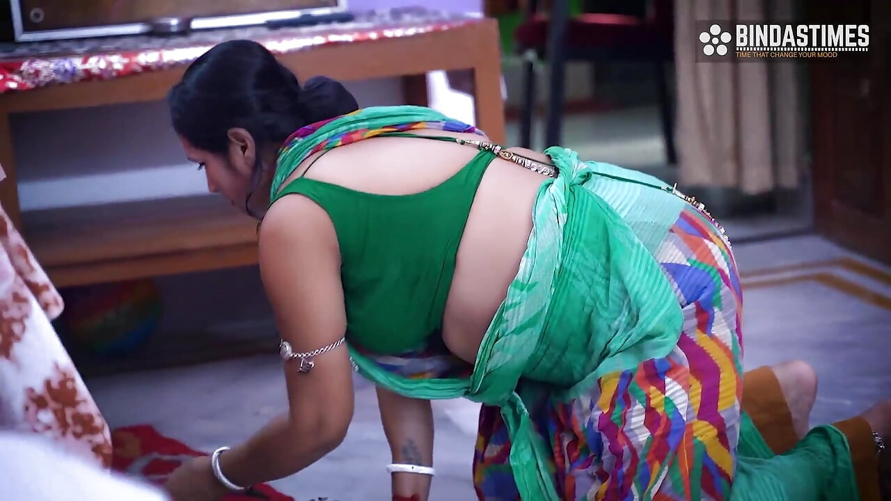 Desi babe fucked hard ( Hindi audio )