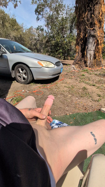 Outside masturbating makes me really horny