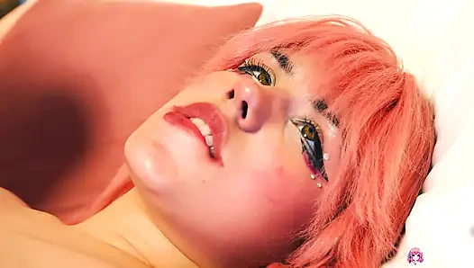 Süßes anime-teen, rihanna black, von einem echten mann gefickt