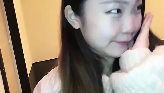 Asiatische süße teen creampie