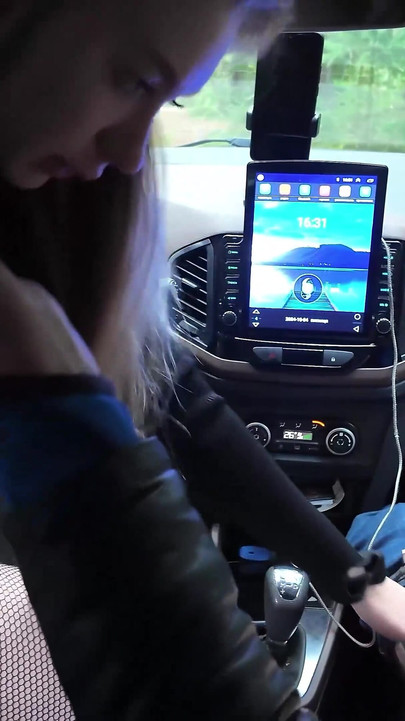 Female Taxi Driver Wants Anal Sex with Passenger