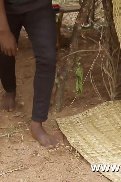 Awek muslim mengongkek kawan baik ayah tiri