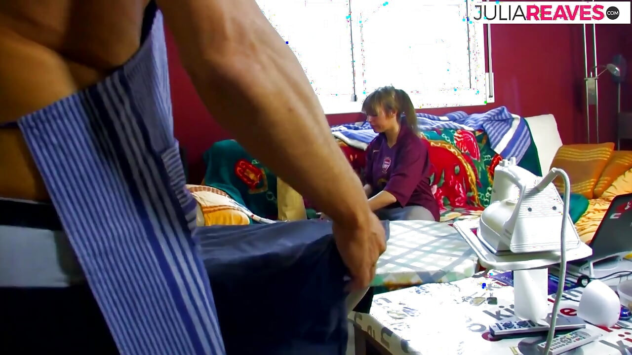 Babe gets mouth cumshot after getting  hard fuck with a condom on