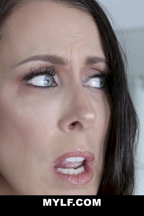 Black Lingerie MILF Reagan Foxx Cumshot