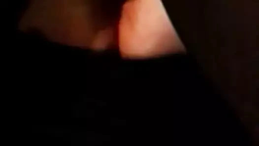 Первая сперма из большого черного члена