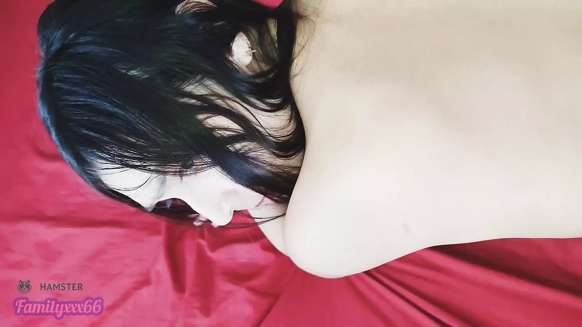 My stepdaughter's ass in a doggy position and very close up very rich