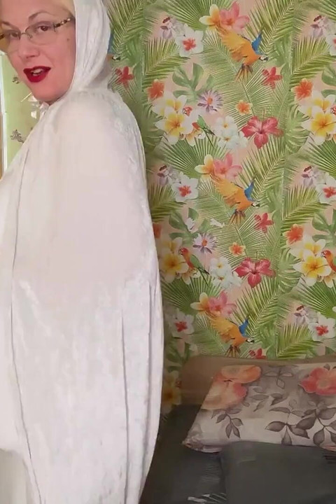 Pregnant Futa Stepmom Use Her Tranny Step Son for Her Needs