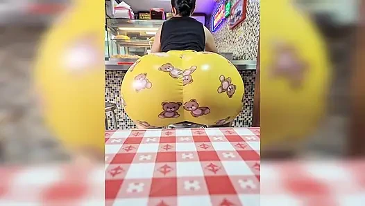 Big ass eating hamburger