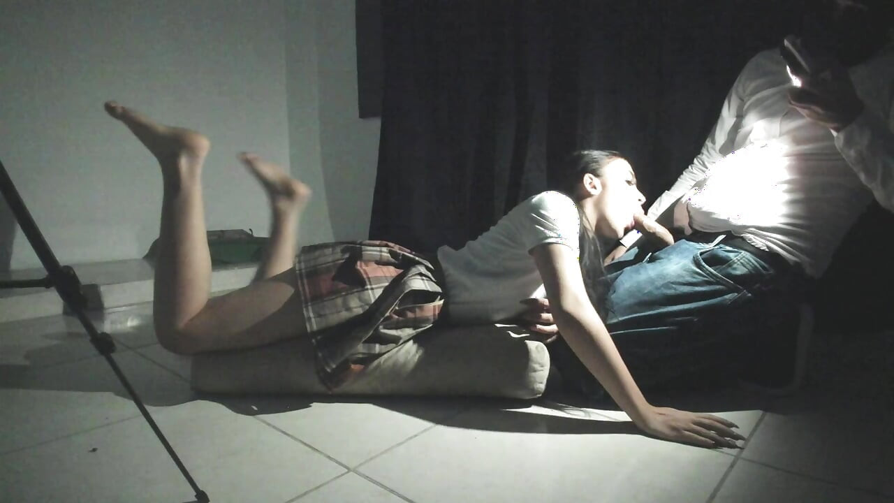 Schoolgirl Teen Agrees to Give Me a Blowjob and a Footjob for Cash