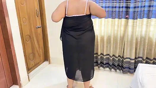 Большая задница дези и огромные сиськи