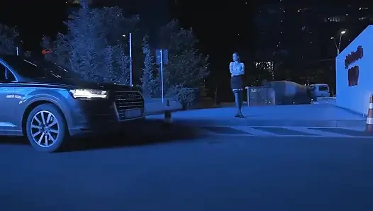 Rayuan dokter semok dan ngentot di ranjang yang liar