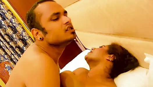 Kakak tiri dientot habis-habisan sama adik tirinya