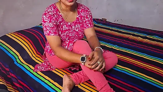 Video rekaman seks romantis adik tiri india dientot gaya doggy habis-habisan