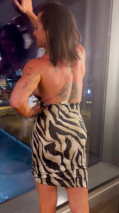 Milf musculare clitoris mare