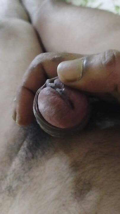 肉棒自慰。