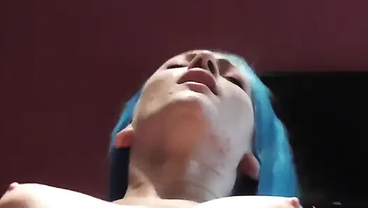 Monica Mavi ile özel video, ateşli mavi saçlı kız
