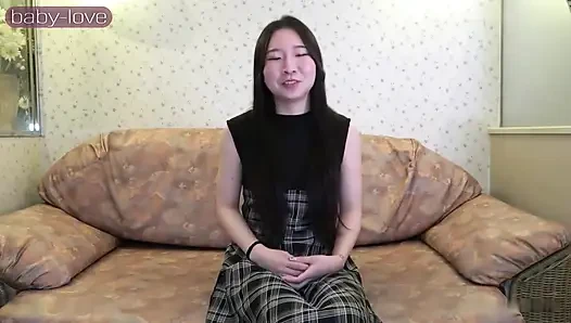 Si cantik langsing pemalu: kaki dan pinggul aduhai ini dientot habis-habisan sampai dicrot di dalam