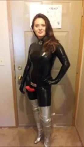 Strapon Girl Cums.mp4