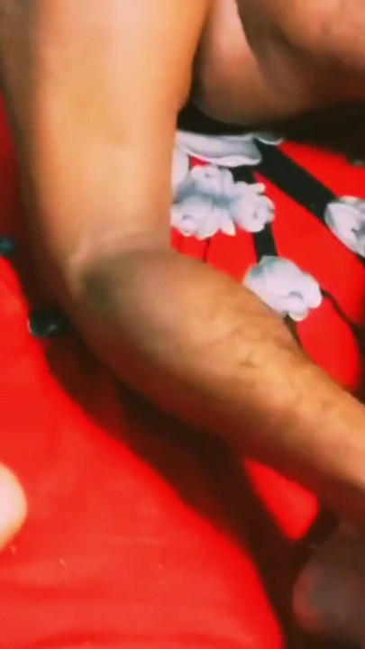 DWÓCH FREINDS PRZYCHODZI DO MIASTA Z WIOSKI NA JEBANIE FREIND RAZEM NAZYWAJĄ SWOJĄ WSPÓLNĄ DZIEWCZYNĘ FREIND, ABY JĄ PRZELECIEĆ ... | Klip 2