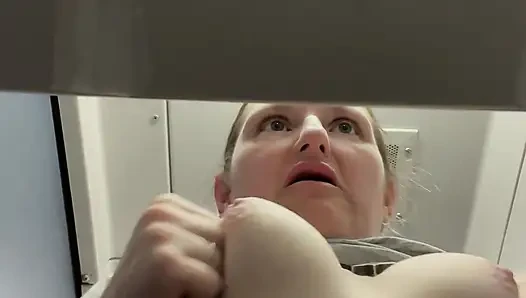 Rachel Wriggler Şişman Erkekleri Sikmek Için N.america'ya Seks Sikişinde Seni Seksi Eşsiz Vücuduyla Bir Tura Çıkarıyor!