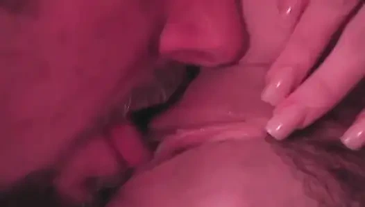 Sloppy Pussy Eating Leads to Overflowing Creampie Finish