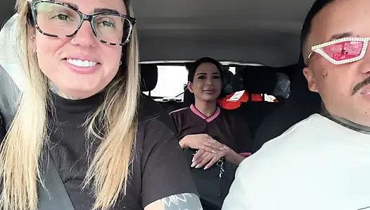 Teacher quits the profession and surprises us