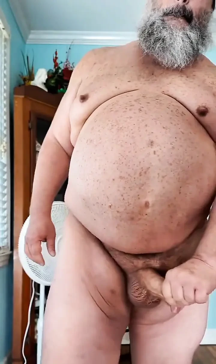Big Bear Cums