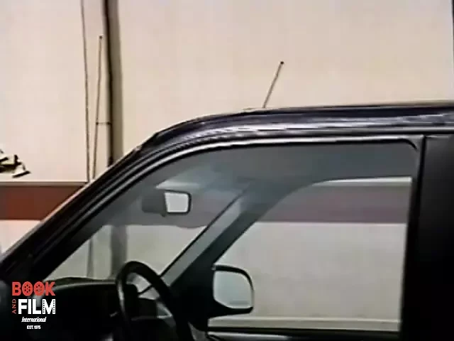 Zlomená jejím bičem