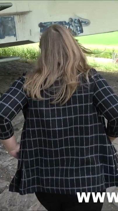 Da li sam bila previše naivna? Izopačeni muškarac jebava mi usta | Klip 1