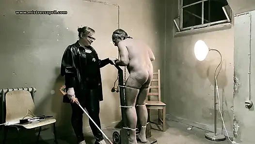 Dominatrix sahibe April - sorgulama l - hücre 45 bölüm 2