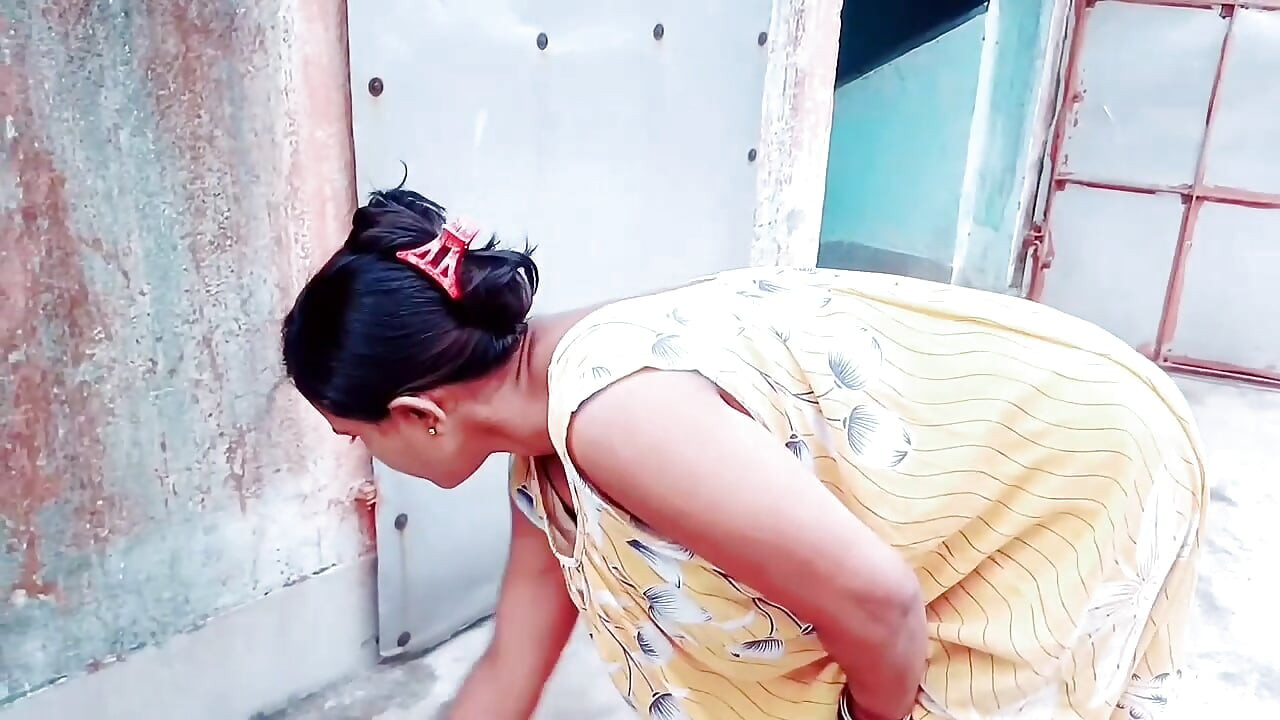 Hot girlfriend with big boobs taken to hotel