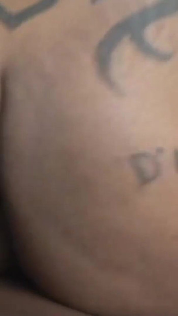 Η Bootylicious Cherokee Dass κουνάει τον κώλο της και γαμάει τον Lex Steele | Κλιπ 1