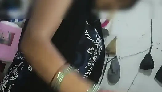 Handjobs with desi girlfriend